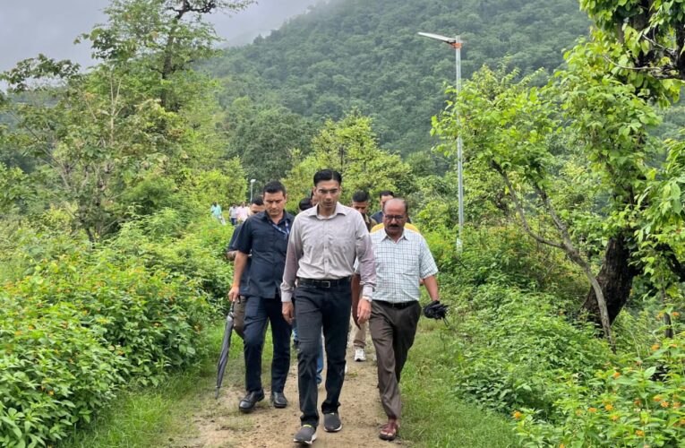 जनपद के सुदूर ग्रामीण क्षेत्र नागथात अंतर्गत 15 सितम्बर को डीएम सविन बंसल बहुउद्देशीय शिविर के माध्यम से जनमानस को करेंगे योजनाओं से लाभान्वित