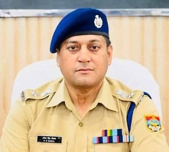 हरिद्वार एसएसपी प्रमेन्द्र सिंह डोबाल ने जिले में पुलिस विभाग में बड़े स्तर पर किया फेरबदल, 36 उपनिरीक्षक, महिला उपनिरीक्षक और सहायक उपनिरीक्षक सहित अन्य पुलिसकर्मियों के तबादले का आदेश जारी