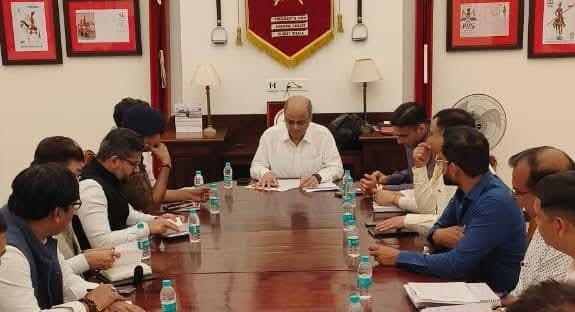 राष्ट्रपति की प्रस्तावित दून यात्रा को लेकर राष्ट्रपति सचिवालय के अतिरिक्त सचिव ने देहरादून में अधिकारियों की बैठक ली, राष्ट्रपति उद्यान सहित अन्य निर्माणाधीन कार्यों को समयबद्ध ढंग से पूरा करने के निर्देश