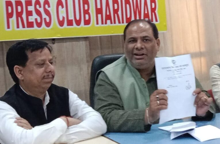 ज्वालापुर कांग्रेस विधायक रवि बहादुर ने विधानसभा के विशेष सत्र के दौरान पहाड़-मैदान के मुद्दे पर चर्चा को दुर्भाग्यपूर्ण बताया, कहा-दोहरी और तुच्छ मानसिकता के शिकार भाजपा विधायक