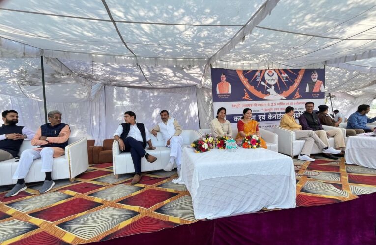 राज्य सरकार प्रधानमंत्री नरेंद्र मोदी और मुख्यमंत्री पुष्कर सिंह धामी के नेतृत्व में पर्यटन और खेलों को दे रही नई दिशा, विधायक प्रदीप बत्रा और महापौर अनीता ललित अग्रवाल ने कैनोइंग और कयाकिंग प्रतियोगिता का किया शुभारंभ