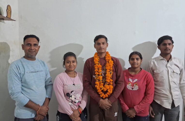 शूटिंग बॉल नेशनल टीम में शिवम सैनी का हुआ चयन, देवभूमि जागृति फाउंडेशन के राष्ट्रीय अध्यक्ष डॉ रजनीश सैनी ने दी शुभकामनाएं