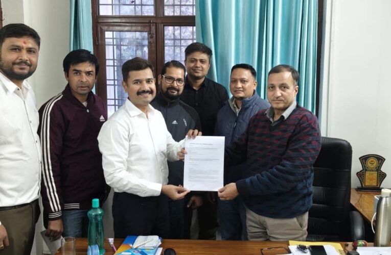 उच्छाडुंगी C.L.F. और हनी वेदा फाउंडेशन के बीच MOU, ग्रामीण अर्थव्यवस्था को मिलेगी नई दिशा, शहद प्रसंस्करण एवं मधुमक्खी पालन क्षेत्र के सशक्तिकरण हेतु हुआ महत्वपूर्ण समझौता