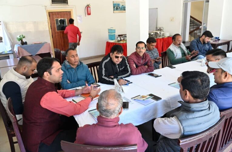 राष्ट्रीय प्रेस दिवस के उपलक्ष्य पर जनपद रुद्रप्रयाग में हुआ पत्रकार गोष्ठी का आयोजन, “बढ़ती भ्रामक सूचनाओं के बीच प्रेस की विश्वसनीयता का संरक्षण” विषय पर हुई सारगर्भित वार्ता