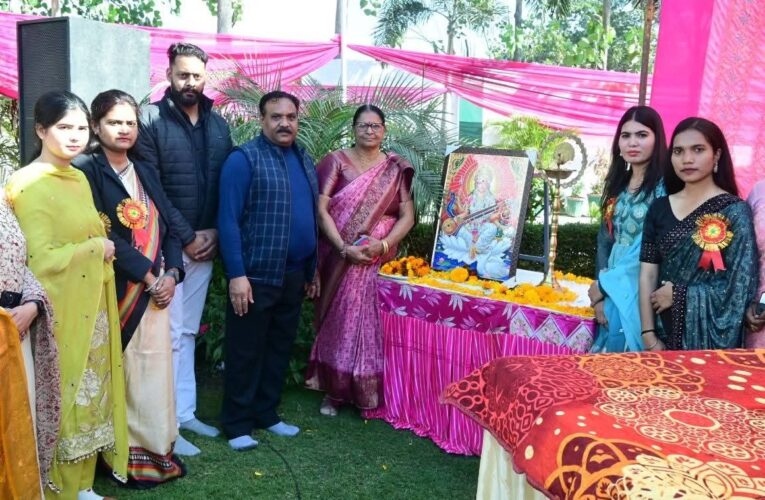 राजकमल कॉलेज में ‘उद्भव–अनुभव’ का आयोजन, छात्रों की प्रतिभा ने बटोरी सराहना