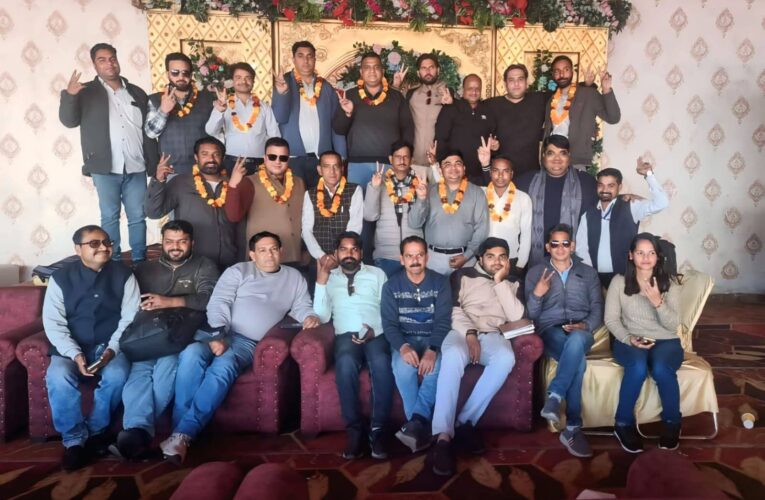 प्रेस क्लब महानगर रुड़की रजि. में सर्वसम्मति से चुनाव हुए सम्पन्न, प्रिंस शर्मा बने अध्यक्ष, मोनू शर्मा को महामंत्री की जिम्मेदारी