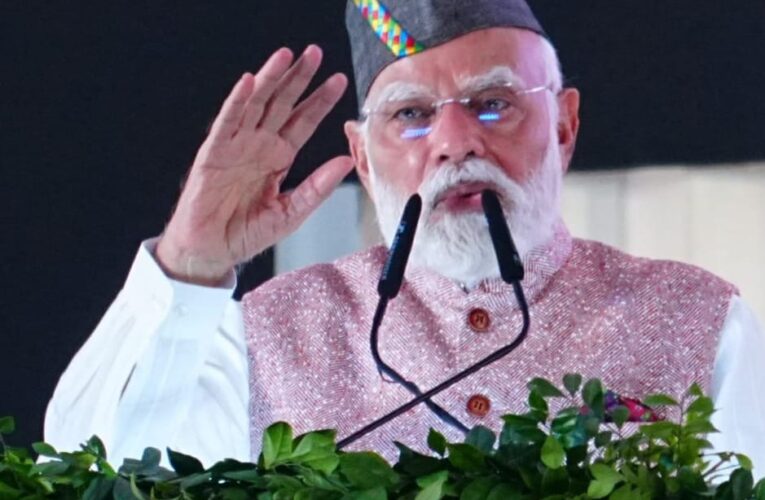 पहाड़ी बोली, पहाड़ी टोपी, पीएम का हर अंदाज पहाड़ी, रजत जयंती के मुख्य कार्यक्रम में उत्तराखंड से गहरा कनेक्ट कर गए पीएम नरेंद्र मोदी