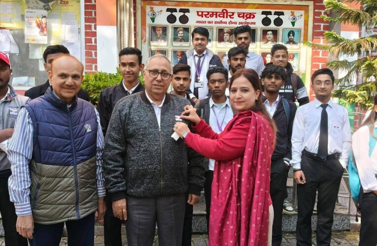 सशस्त्र झंडा दिवस पर  ₹51,000 सहयोग राशि की एकत्रित, राष्ट्र के लिए हमारी सेनाओं का योगदान अमूल्य: डॉ बत्रा