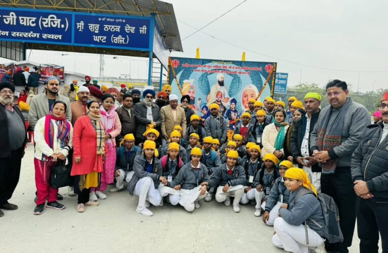 वीर बाल दिवस के अवसर पर गोविंद घाट स्थित सिख समाज द्वारा बलिदान दिवस के कार्यक्रम आयोजित