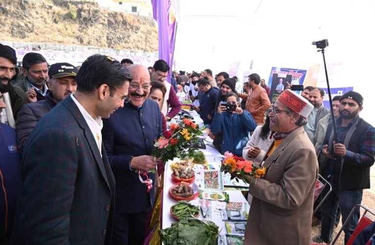 सरकार आपके द्वारः सुदूरवर्ती न्याय पंचायत पंजीटिलानी में प्रभारी मंत्री ने सुनी जन समस्याएं