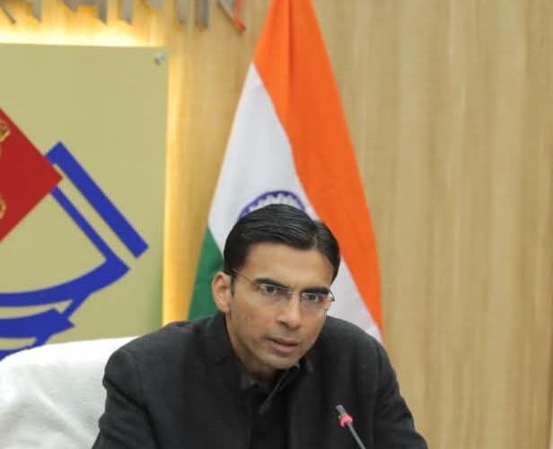 सीएम के निर्देश पर बच्चों की जान का जोखिम बने जिले के 76 जर्जर स्कूल भवन एक झटके में ध्वस्त