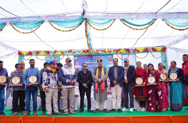 सतपुली में राज्य स्तरीय जलागम महोत्सव 2025-26 का भव्य आयोजन, जल संरक्षण उत्तराखंड के सतत विकास की आधारशिला है: सतपाल महाराज