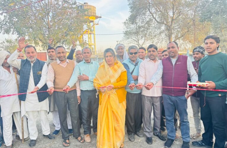 भगवानपुर विधायक ममता राकेश ने बहबलपुर गांव में रविदास मंदिर में सौंदर्यीकरण कार्य का किया उद्धाटन, कहा-तेजी से कराए जा रहे है विकास कार्य