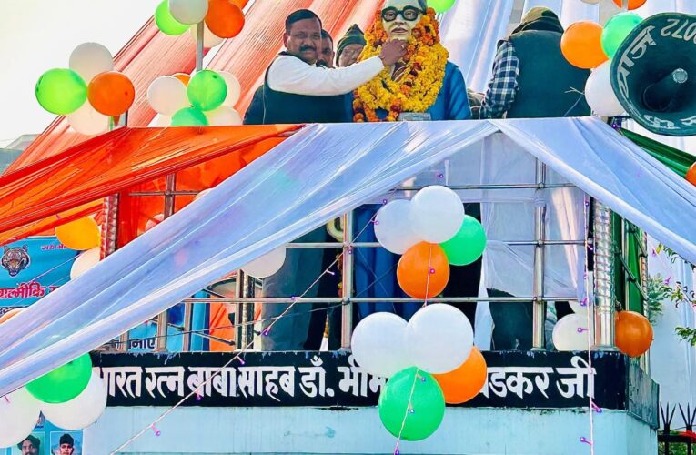 गणतंत्र दिवस पर विभिन्न जगहों पर आयोजित कार्यक्रम में शामिल हुए भाजपा नेता सुशील पेंगोवाल, भारत के संविधान निर्माता बाबा साहब डॉक्टर भीमराव अंबेडकर को नमन् किया