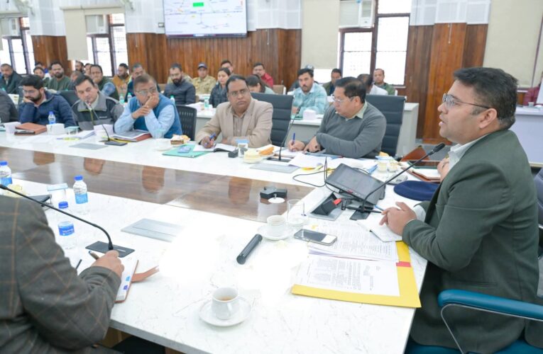 आगामी श्री केदारनाथ धाम यात्रा 2026 हेतु जिला प्रशासन ने कसी कमर, जिलाधिकारी के सख्त निर्देश यात्रा की सुरक्षा व व्यवस्थाओं में किसी प्रकार की लापरवाही बर्दाश्त नहीं, श्रद्धालुओं की सुरक्षा, सुविधा और सुव्यवस्थित संचालन हेतु समन्वय बैठक में व्यापक तैयारियों की समीक्षा