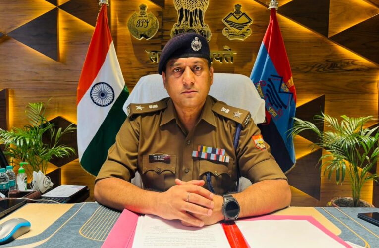 बिनारसी गाँव में हुए विवाद में एसएसपी प्रमेन्द्र सिंह डोबाल की बड़ी कार्यवाही, भगवानपुर कोतवाली प्रभारी व एसएसआई को किया लाइनहाजिर