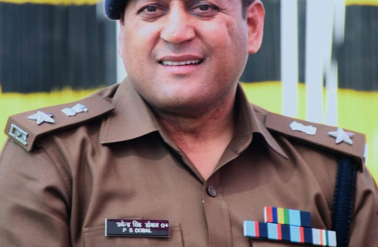 हरिद्वार एसएसपी प्रमेंद्र सिंह डोबाल ने 11 निरीक्षक और 4 उप निरीक्षकों को इधर से उधर किया, मणि भूषण श्रीवास्तव को गंगनहर कोतवाली का प्रभारी बनाया गया, प्रवीण कोश्यारी को लक्सर कोतवाली की जिम्मेदारी