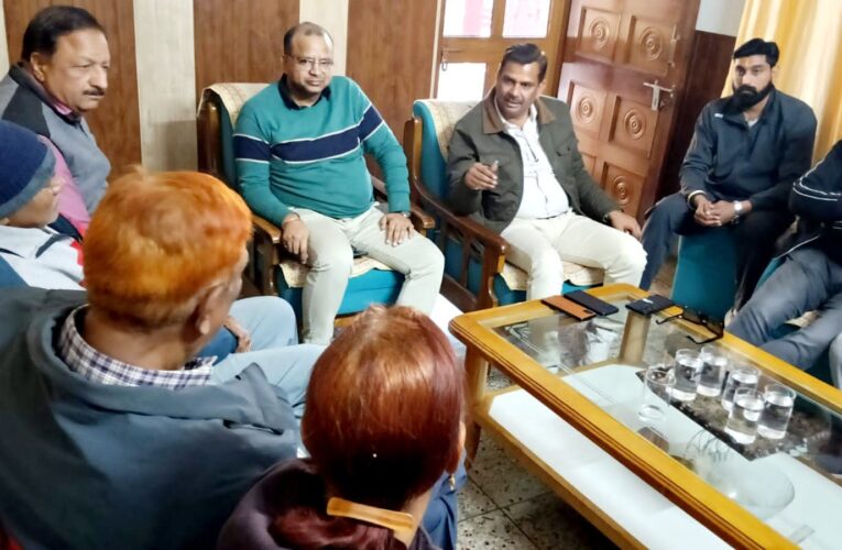 नगरपालिका क्षेत्र के चौमुखी विकास के संकल्प के साथ पारदर्शिता जरूरी: अतुल वशिष्ठ