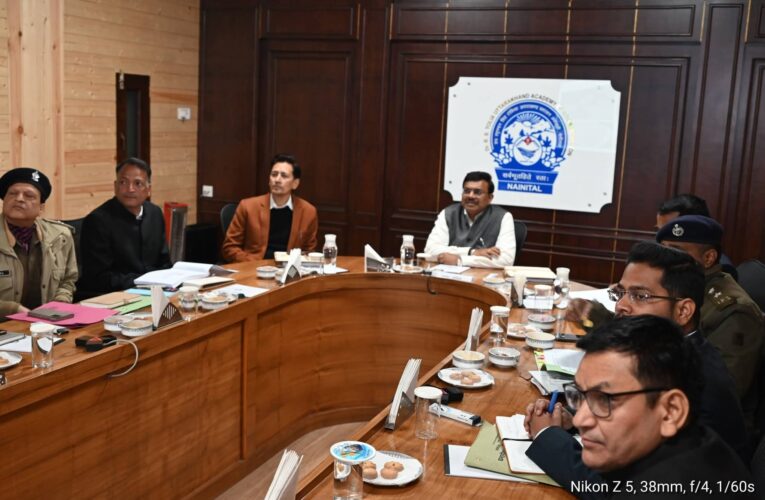 निर्माणाधीन परियोजनाओं को समय पर पूरा करें विभाग ताकि निर्माण कार्यों में लागत न बढ़े: मुख्य सचिव