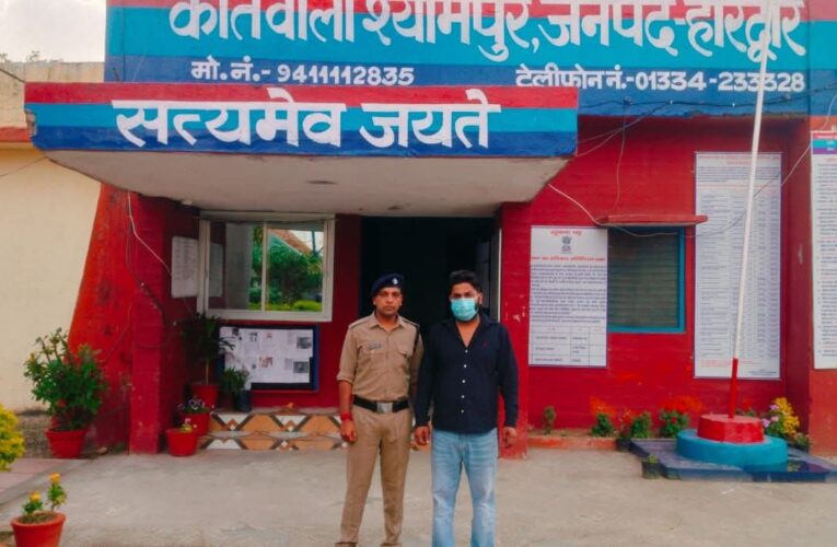 हरिद्वार: नेशनल हाईवे पर चार कारों की आपस में टक्कर, मौके पर पहुंची पुलिस ने एक चालक को शराब के नशे में वाहन चलाते हुए गिरफ्तार किया