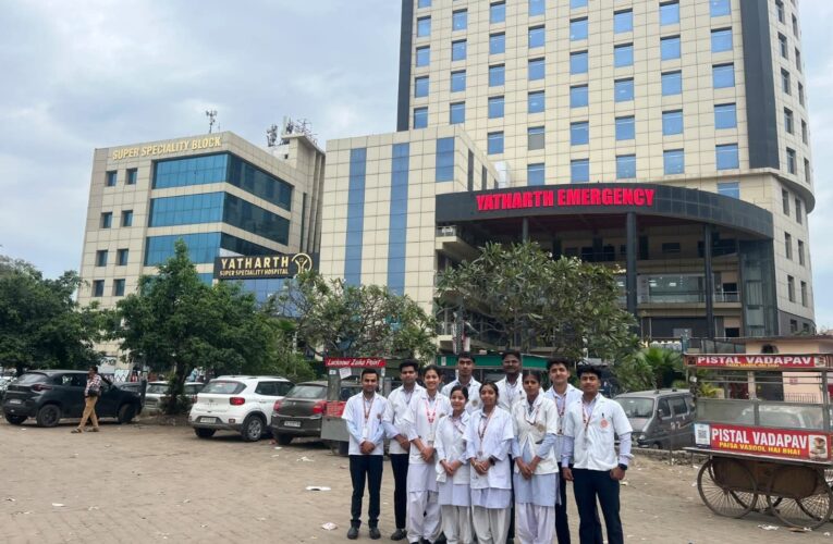 बच्चों को नवोन्मेषी,कौशल युक्त शिक्षा देना हमारा लक्ष्य: डॉ संजय चतुर्वेदी, डिवाइन कॉलेज ऑफ मेडिकल साइंसेज का सुप्रसिद्ध मल्टीस्पेशलिस्ट यथार्थ हॉस्पिटल नोएडा एवं इंस्टीट्यूट ऑफ मेंटल हेल्थ एंड हॉस्पिटल,आगरा के साथ हुआ अनुबंध