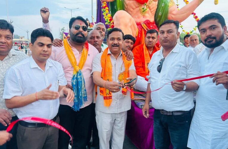 किशनपुर जमालपुर गांव हनुमान जयंती के अवसर पर निकाली गई भव्य शोभायात्रा, भाजपा नेता सुशील पेंगोवाल रहे मौजूद