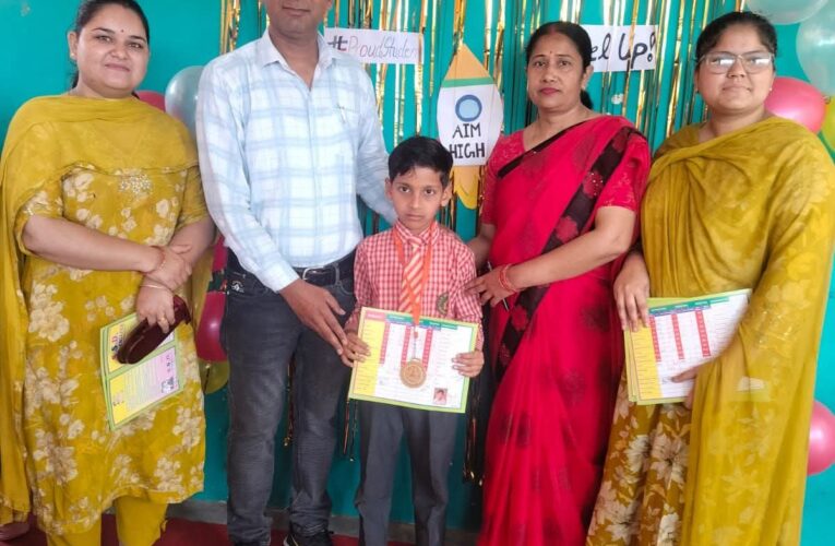 भगवानपुर: शीला देवी इंटर कॉलेज का वार्षिक परीक्षा परिणाम घोषित, प्रतिभाशाली विद्यार्थियों को मोमेंटो एवं प्रमाण पत्र देकर किया सम्मानित