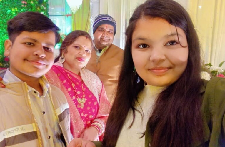 थिथकी कवादपुर निवासी वैष्णवी ने उत्तराखंड माध्यमिक शिक्षा परिषद की 12वीं की परीक्षाओं में 92.4 प्रतिशत अंक लाकर परिषद की मेरिट में 25वां स्थान हासिल किया