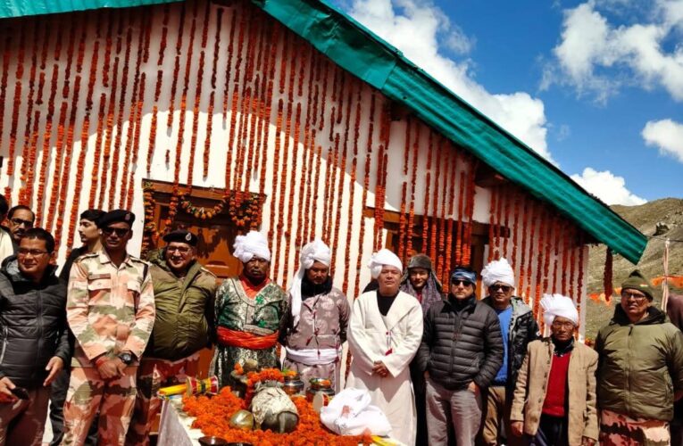 पावन बुद्ध पूर्णिमा पर खुले आदिकैलाश के कपाट, 2026 यात्रा का भव्य शुभारंभ