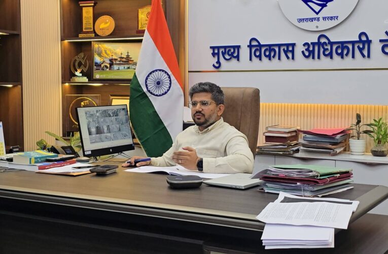 देहरादून: मतदाता सूची विशेष गहन पुनरीक्षण मैपिंग कार्य में प्राप्त दावे-आपत्तियों का समयबद्ध करें निस्तारणः सीडीओ अभिनव शाह