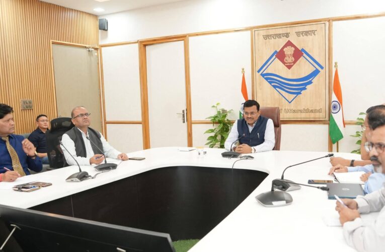 ग्लेशियर झीलों की प्रभावी निगरानी जरूरी: मुख्य सचिव, जल्द शुरू हो उपकरण लगाए जाने का कार्य, भूकम्प पूर्व चेतावनी प्रणाली की भी समीक्षा की