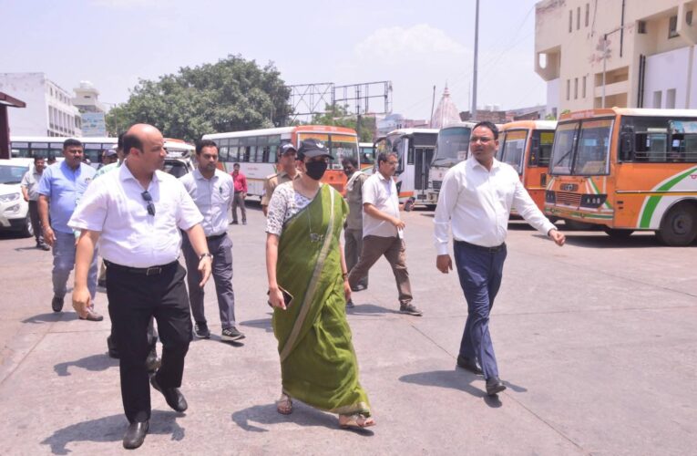 हरिद्वार बस अड्डे का होगा कायाकल्प, भीड़ प्रबंधन, यात्री सुविधाएं और वैकल्पिक निकासी मार्गों पर मेला प्रशासन का विशेष फोकस, मेलाधिकारी ने बस स्टेशन एवं आसपास के क्षेत्रों का निरीक्षण कर अधिकारियों को दिए आवश्यक निर्देश