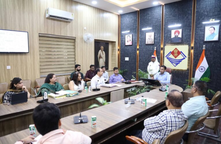 देहरादून: डेंगू रोकथाम को लेकर प्रशासन अलर्ट, डीएम सविन बंसल ने ली अधिकारियों की बैठक, रैपिड टेस्ट से लेकर इलाज तक, सभी अस्पताल रहें पूरी तरह से तैयार