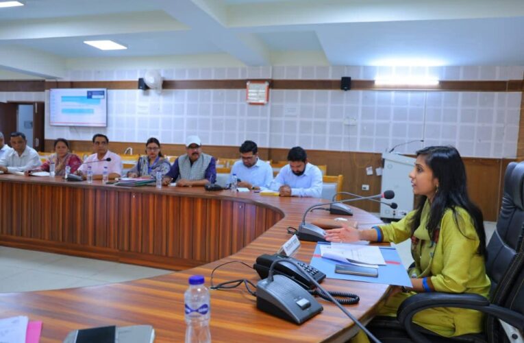 बाल संरक्षण और महिला कल्याण की बैठक में जिलाधिकारी ने दिए चारधाम यात्रा मार्ग पर विशेष रेस्क्यू अभियान चलाने के निर्देश, असुरक्षित बच्चों की पहचान, पुनर्वास और सहायता को लेकर प्रशासन सतर्क, पॉक्सो पीड़ित बालिकाओं की त्वरित मदद और विधवा पेंशन एरियर शीघ्र जारी करने के निर्देश