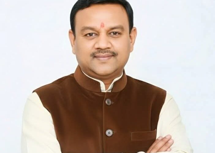 गंग नहर किनारे स्थित प्रतिमा विवाद को लेकर पूर्व मेयर गौरव गोयल ने दी प्रतिक्रिया, कहा-महापुरुषों एवं भगवान जी की प्रतिमा उनके कार्यकाल में हुई स्थापित