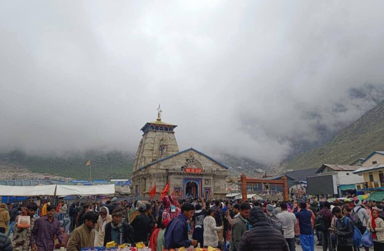 जिलाधिकारी विशाल मिश्रा के नेतृत्व में सफलतापूर्वक संचालित हो रही केदारनाथ यात्रा 2026, 10 लाख से अधिक श्रद्धालुओं ने किए बाबा केदारनाथ के दर्शन