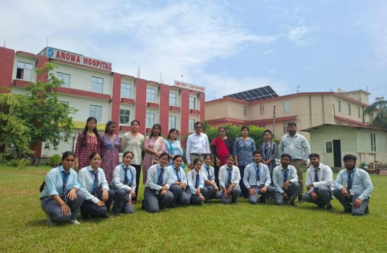 पर्यावरण दिवस पर अरोमा आयुर्वेदिक मेडिकल कॉलेज में हुआ औषधीय पौधों का रोपण, पर्यावरण संरक्षण आज समय की सबसे बड़ी आवश्यकता: डॉ. विजय सैनी