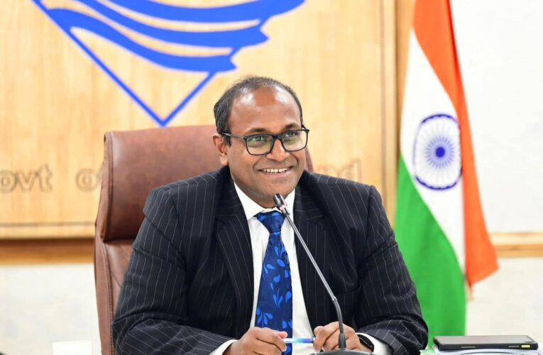 SIR की शुरुआत,  सोमवार से मतदाताओं को BLO घर-घर बांटेंगे गणना फार्म, 8 जून से घर-घर जाकर गणना फार्म बांटेंगे BLO