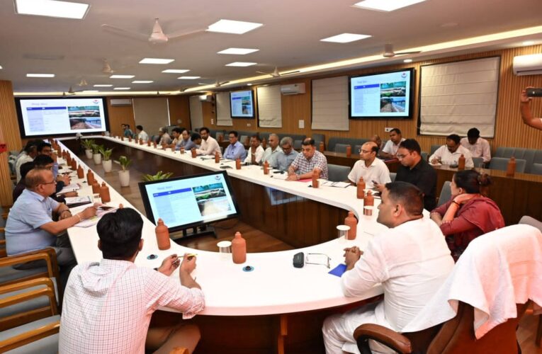 कुंभ मेला-2027 की तैयारियों में तेजी लाएं, समयबद्धता और गुणवत्ता से कोई समझौता नहीं होगा : राम सिंह कैड़ा, शहरी विकास मंत्री ने की कुंभ परियोजनाओं की समीक्षा, निर्माण कार्यों का किया स्थलीय निरीक्षण