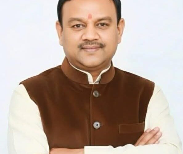 स्मार्ट मीटर लगाए जाने से क्षेत्रीय लोगों में नाराजगी, पूर्व मेयर गौरव गोयल ने बताया जनता को परेशान करने वाला कदम