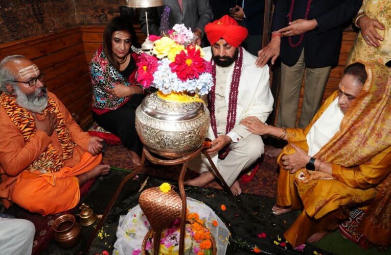 राज्यपाल लेफ्टिनेंट जनरल गुरमीत सिंह (से नि) ने वृद्ध जागेश्वर, दण्डेश्वर महादेव एवं जागेश्वर धाम में की पूजा-अर्चना, देश एवं प्रदेशवासियों के सुख, समृद्धि एवं कल्याण की कामना की