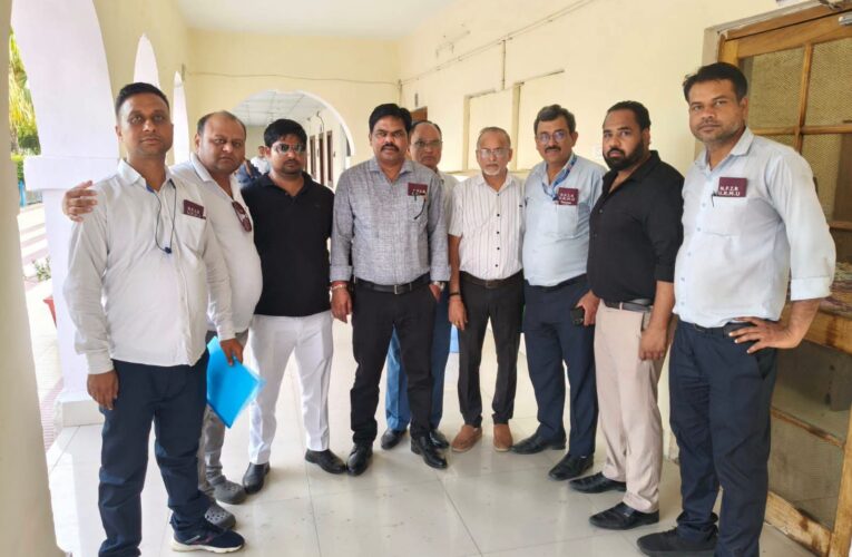 उत्तर रेलवे मजदूर यूनियन ने रेलवे बोर्ड अध्यक्ष को सौंपा मांगपत्र, कर्मचारियों की समस्याओं के समाधान की उठाई मांग
