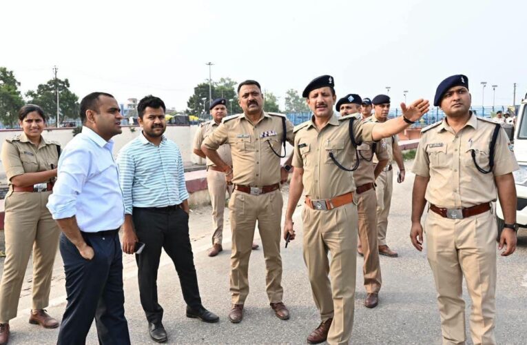 कांवड़ मेला-2026 की तैयारियों का जिलाधिकारी एवं वरिष्ठ पुलिस अधीक्षक ने किया कांवड़ पटरी मार्ग का स्थलीय निरीक्षण, शंकराचार्य चौक से रुड़की तक कांवड़ पटरी मार्ग की व्यवस्थाओं एवं निर्माण कार्यों का लिया जायजा, 25 जुलाई तक सभी कार्य पूर्ण करने के दिए निर्देश