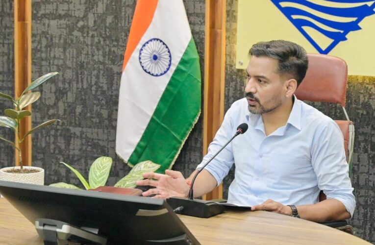 भारी से अत्यंत भारी बारिश के चेतावनी, देहरादून जिला प्रशासन हाई अलर्ट, डीएम के निर्देश-क्यूआरटी, आपदा प्रबंधन तंत्र और राहत एजेंसियां 24 घंटे रहे सक्रिय