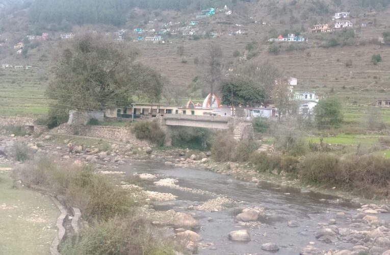 अध्ययन में जलवायु परिवर्तन के कारण उत्तराखंड की कोसी नदी बेसिन में बढ़ते जल संकट की चेतावनी, शोध में मध्य हिमालयी क्षेत्र में बढ़ते तापमान, भूजल पुनर्भरण में कमी तथा सूखे के बढ़ते जोखिम पर प्रकाश डाला गया