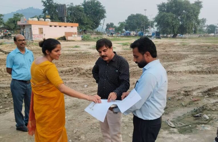 भीमगोड़ा कुंड के संरक्षण एवं सौंदर्यीकरण को मिलेगी नई पहचान, एचआरडीए को शीघ्र कार्य शुरू करने के निर्देश, कुंभ मेला-2027 की तैयारियों को लेकर मेलाधिकारी सोनिका ने किया विभिन्न निर्माण कार्यों का स्थलीय निरीक्षण