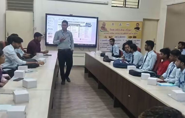 पॉलिटेक्निक कॉलेज सिडकुल में उद्यमिता विकास प्रशिक्षण कार्यक्रम आयोजित, तकनीकी शिक्षा प्राप्त कर रहे विद्यार्थियों को स्वरोजगार एवं उद्यम स्थापना के लिए किया गया प्रोत्साहित
