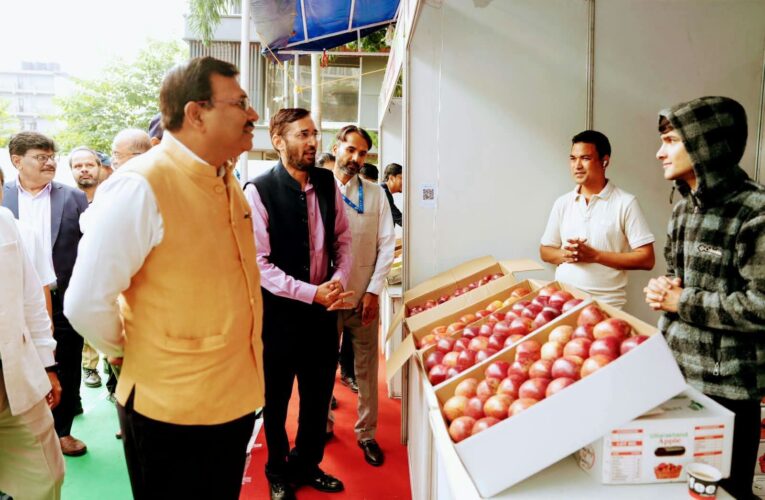 मुख्य सचिव ने किया नाबार्ड द्वारा आयोजित सेब महोत्सव 3.0 का शुभारम्भ, एफपीओ को मजबूती देने के लिए नाबार्ड और राज्य सरकार के बीच बेहतर समन्वय हो स्थापित
