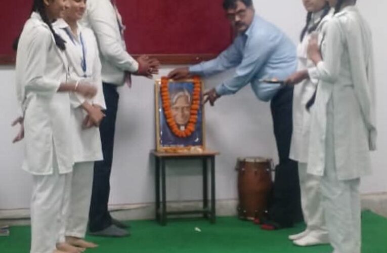 सरस्वती विद्या मंदिर इंटर कॉलेज में मनाई गई डॉ. एपीजे अब्दुल कलाम की जयंती, विद्यार्थियों ने लिया प्रेरणा का संकल्प