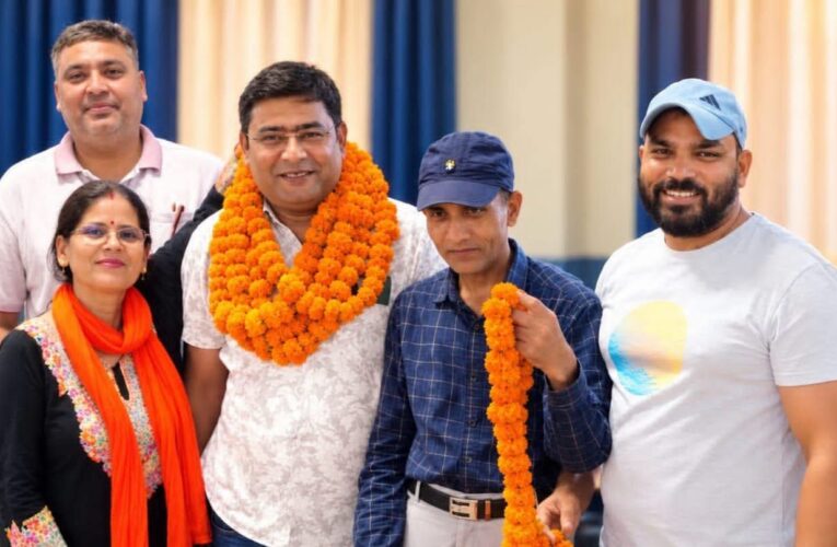 सेवायोजन मिनिस्ट्रियल कर्मचारी संघ के चुनाव में मो०साजिद लगातार चौथी बार निर्विरोध निर्वाचित हुए जिलाध्यक्ष